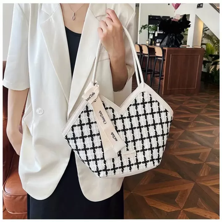 👜 حقيبة يد عصرية أوروبية-أمريكية  – حجم كبير وسعة مثالية ✨